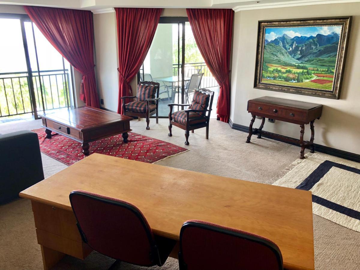 Kosmos Lodge 哈特比斯普特 外观 照片
