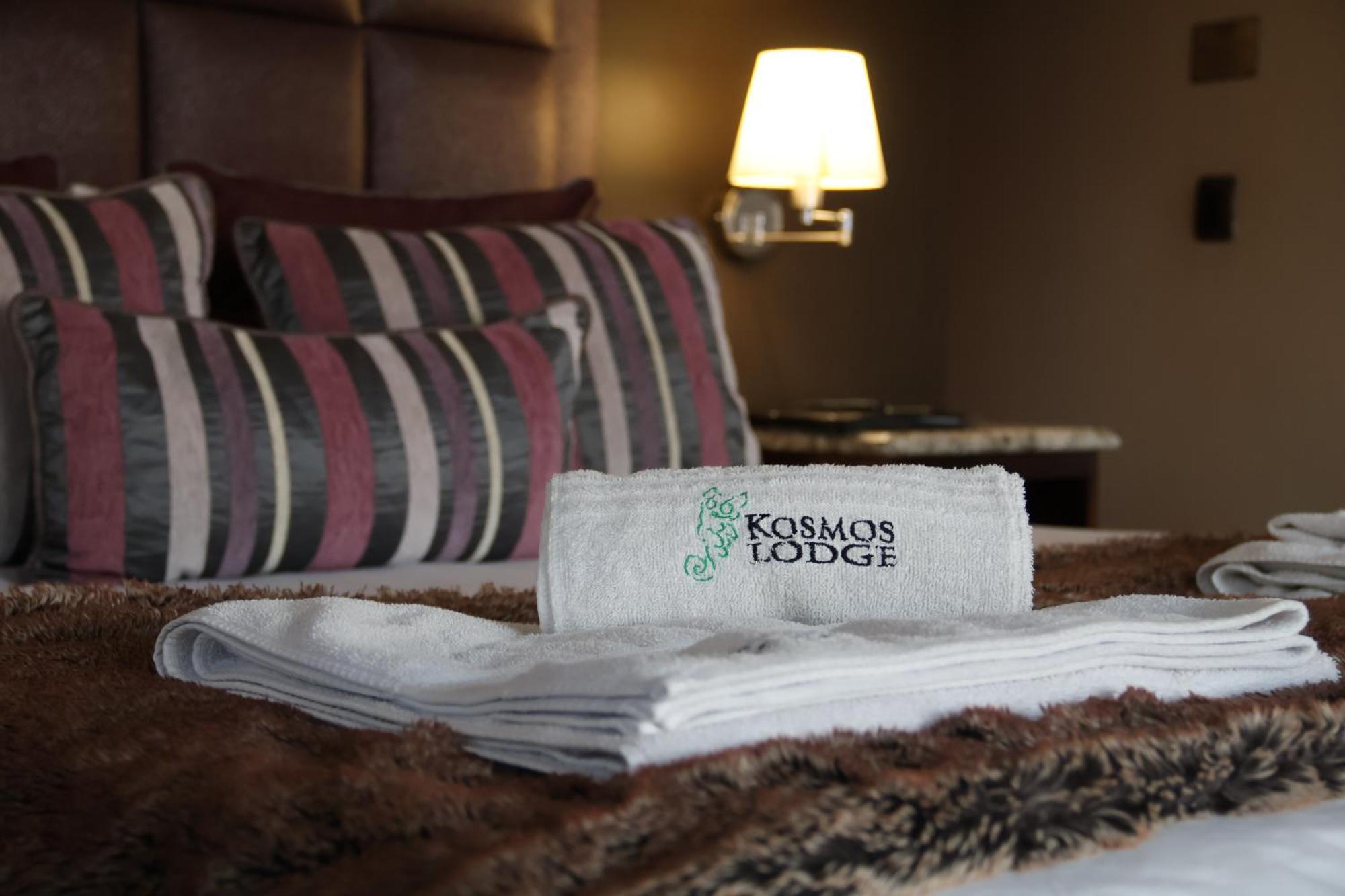 Kosmos Lodge 哈特比斯普特 外观 照片