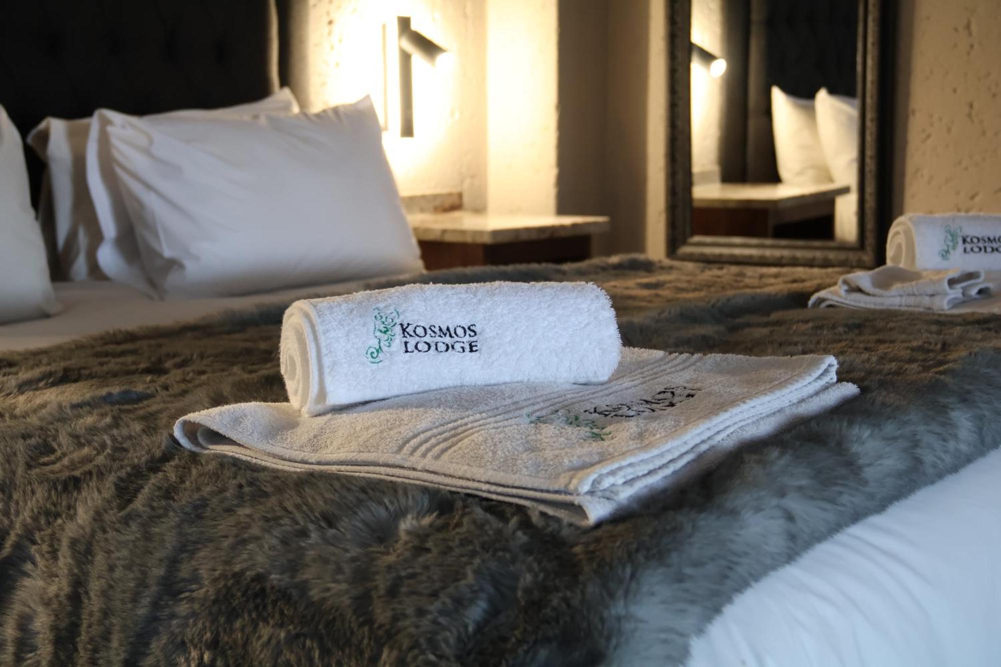 Kosmos Lodge 哈特比斯普特 外观 照片